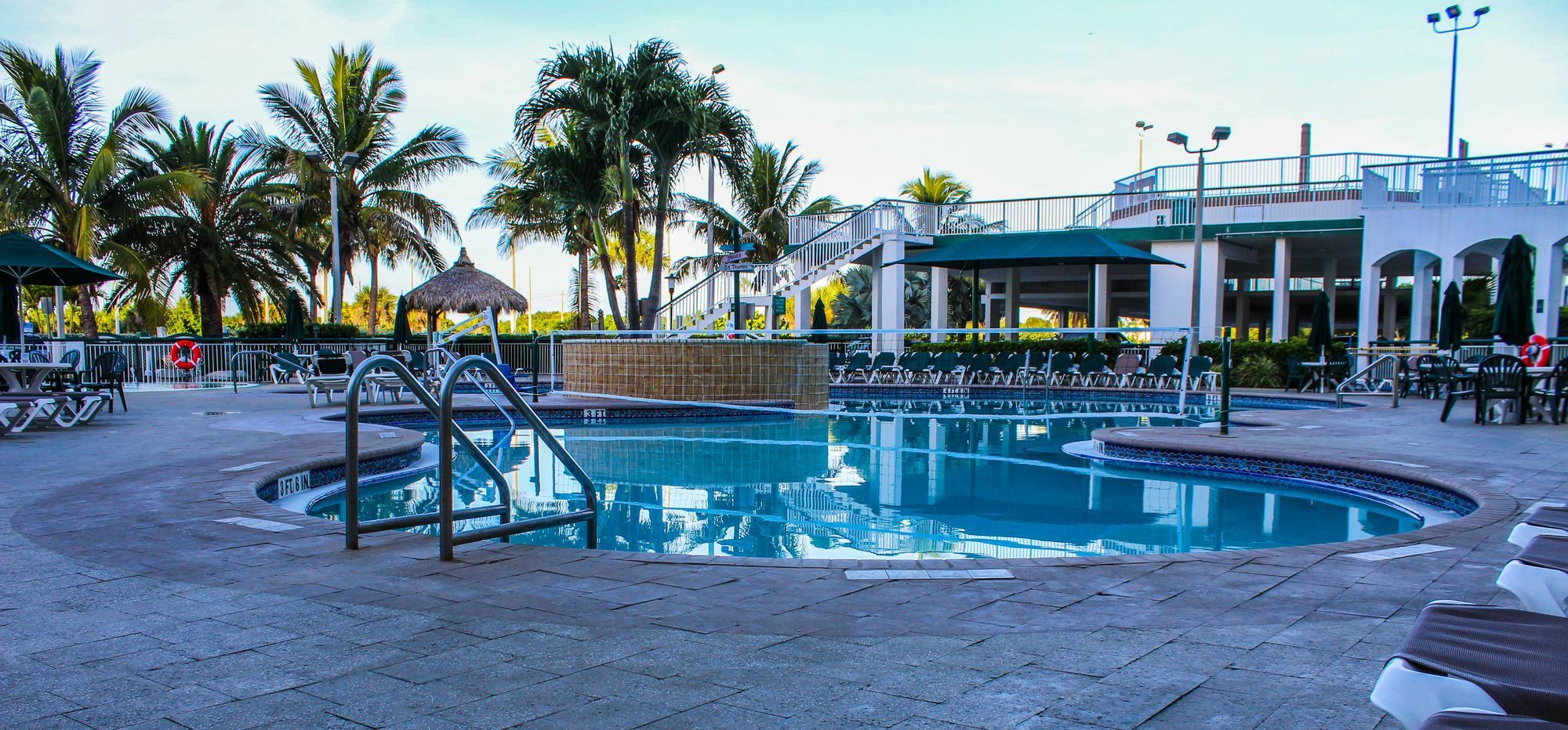 The Resort On Cocoa Beach Bagian luar foto